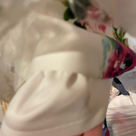 Dry cleaned perfect condition Calvin Klein dress with built in slip side zipper - Picture 2 of 7